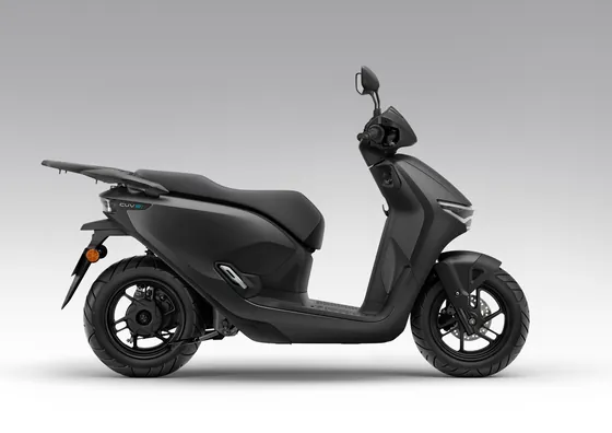 Honda CUV e: Elektroroller mit zwei herausnehmbaren Akkus