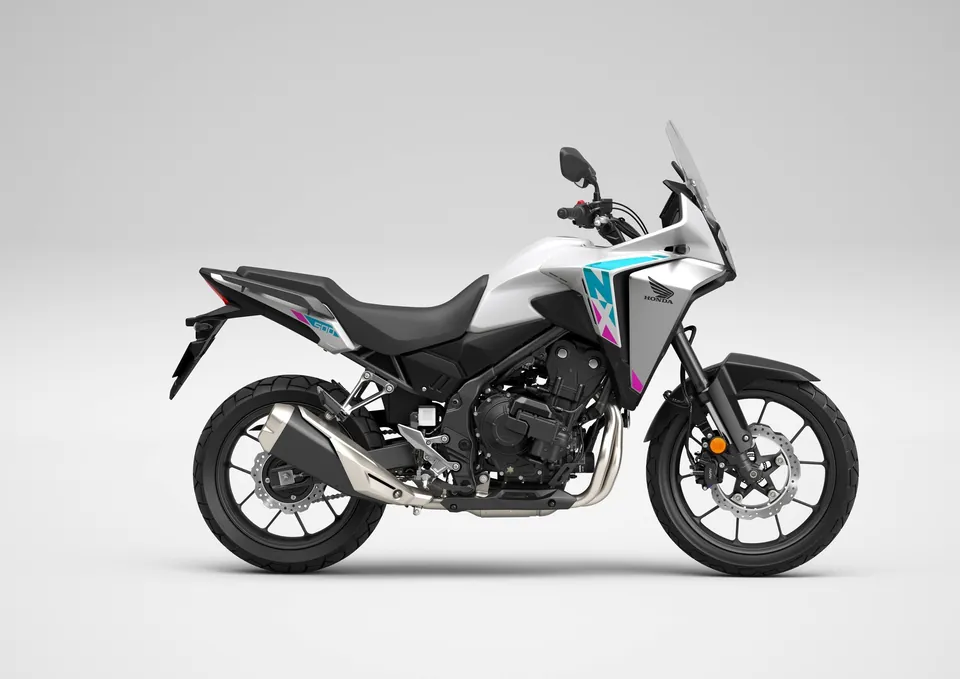 Kompaktes Adventure-Motorrad Honda NX500 für Kategorie A beschränkt