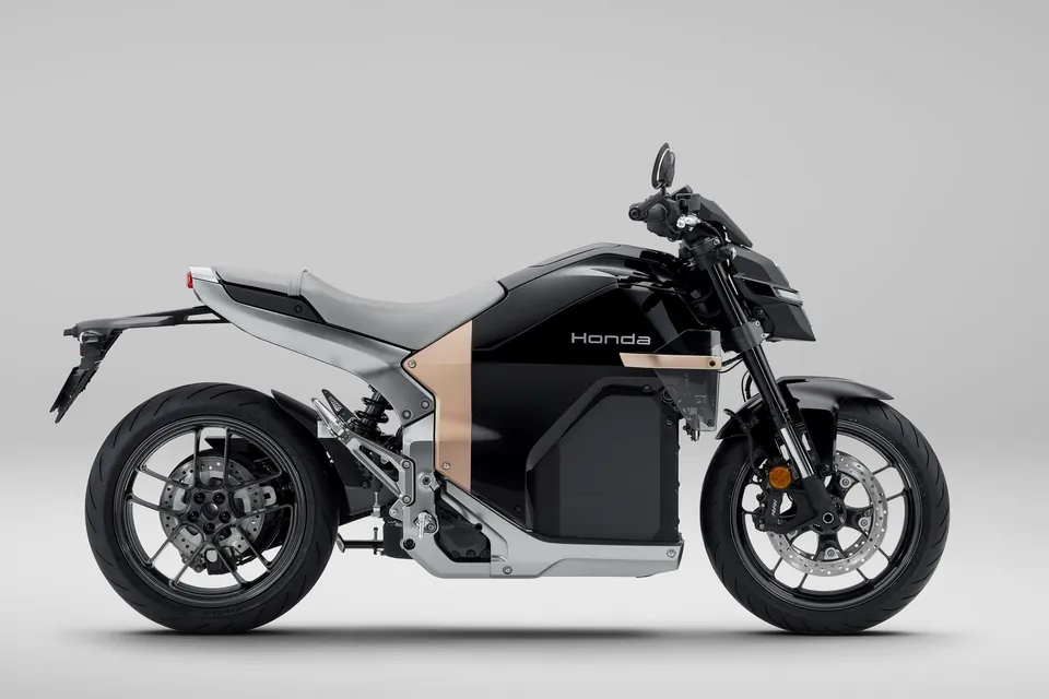 Honda WN7 Elektro-Motorrad mit fest verbauter Lithium-Ionen-Batterie