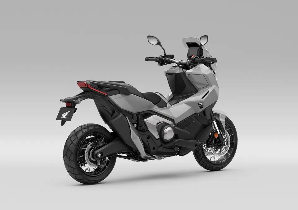 X-ADV von Honda mit LED-Doppelscheinwerfer und Tagfahrlicht